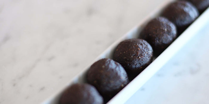 RAW HAZELNUT ENERGY TRUFFLES